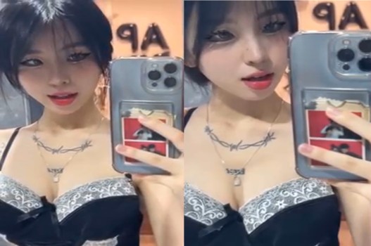 Uyên Trang mông khủng kiểu sau rên inh ỏi